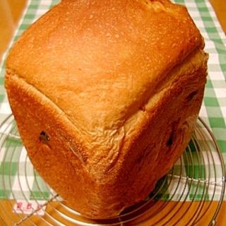 HBで☆スパイスレーズン食パン